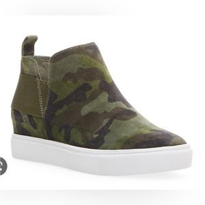 Steve Madden Camo Sneakers
